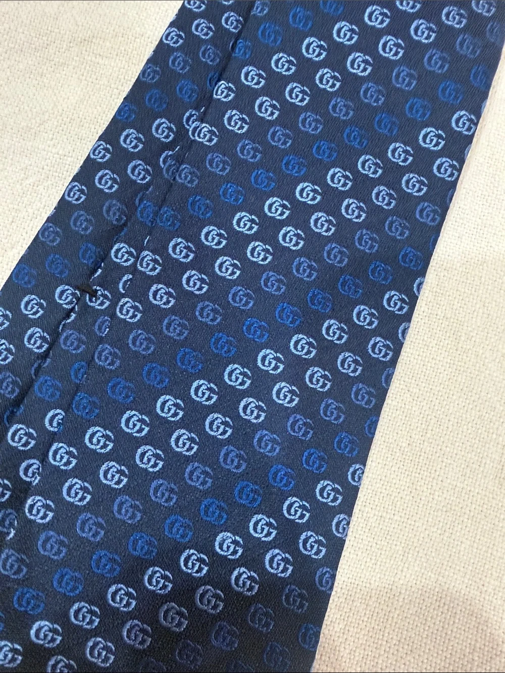 BRAND NEW Gucci Tie